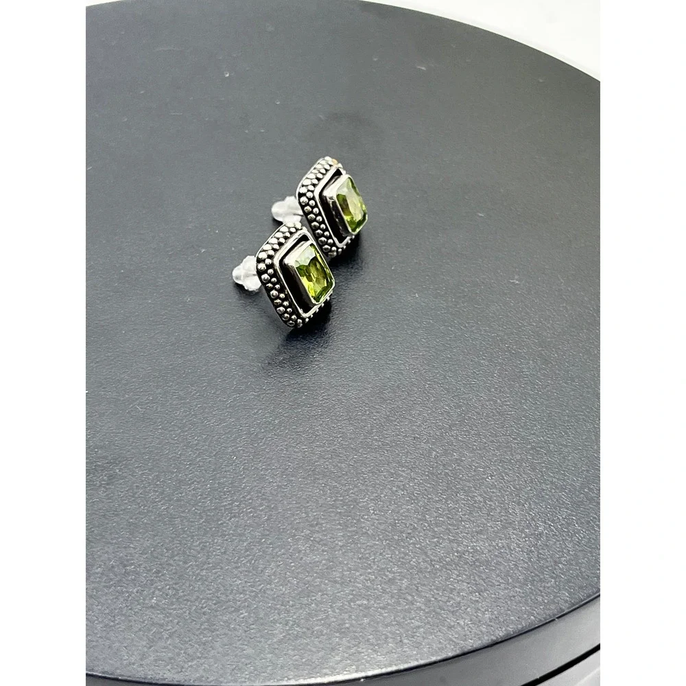 Sterling Silver 925Green Peridot CZ Square Bezel August Birthstone Stud earrings